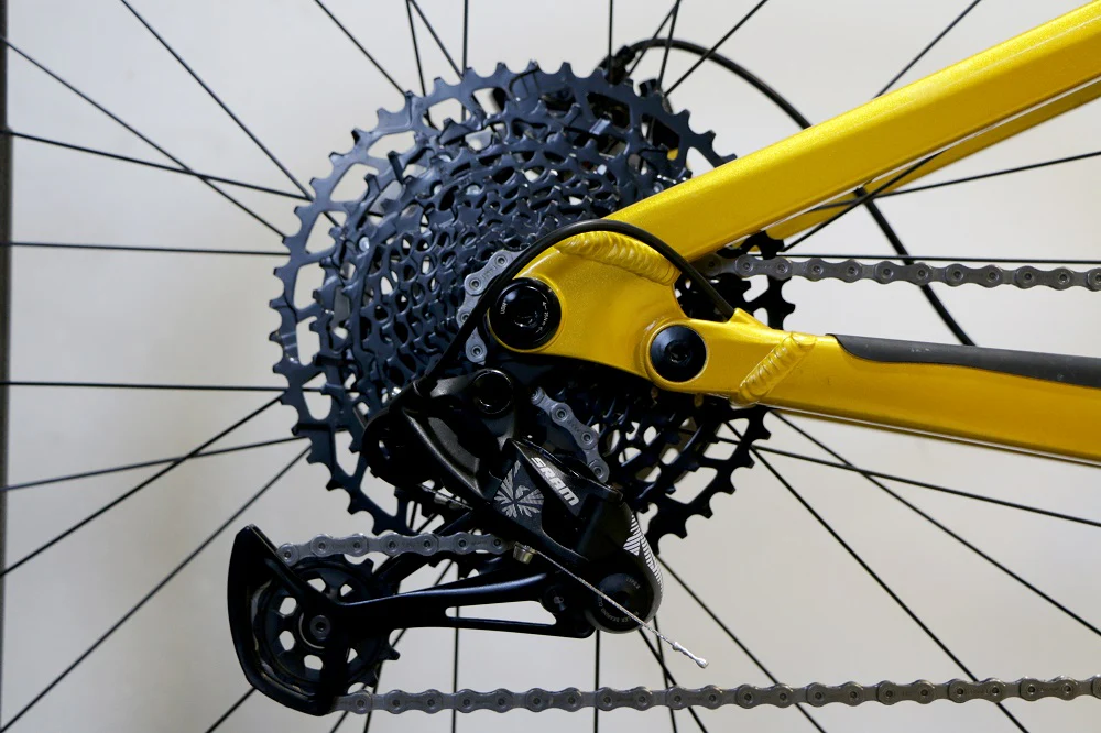 TITAN RACING Skyrim Expert Large (Custom) - Image 2